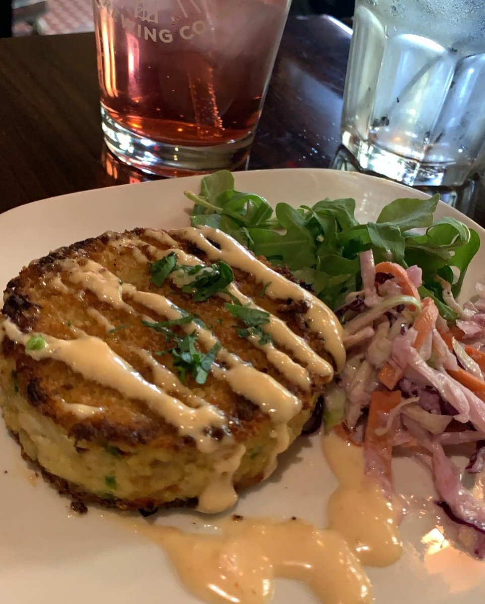 Clifton Crab cakes and cocktails to kick-off your Friday. Who's down? We're open 3 pm to 10 pm for indoor dining, takeout and deliveries! Reservations: bit.ly/3e25ojL 

[Guest photo credit: chichieats on IG]

#BrooklynNY #BlackOwnedBiz #RustikTavern #BedStuy