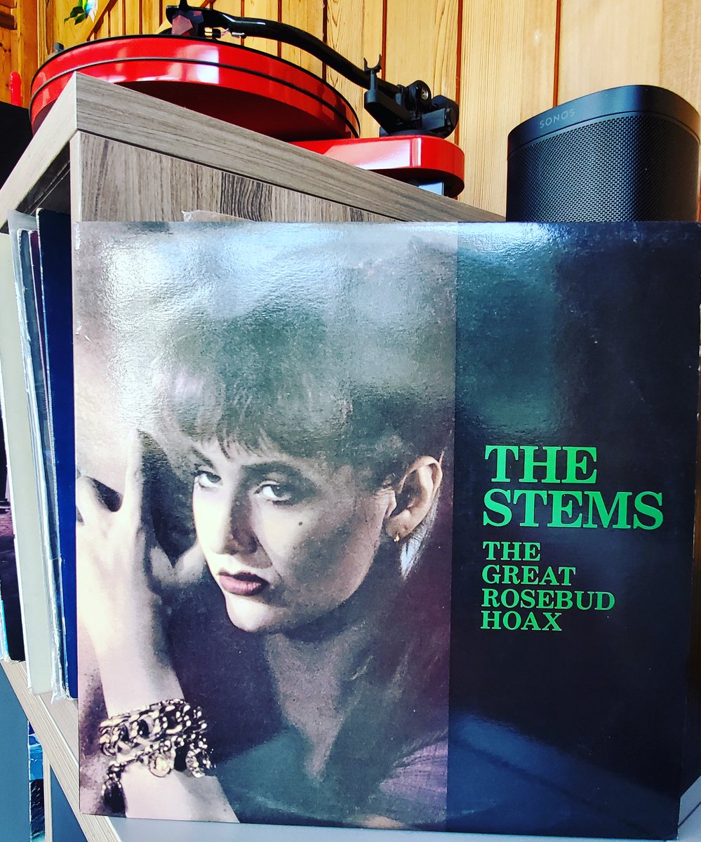 mateocombs's tweet photo. 80s Aussie garage rock on the turntable this afternoon... #TheStems https://t.co/y4U9J9kFYl