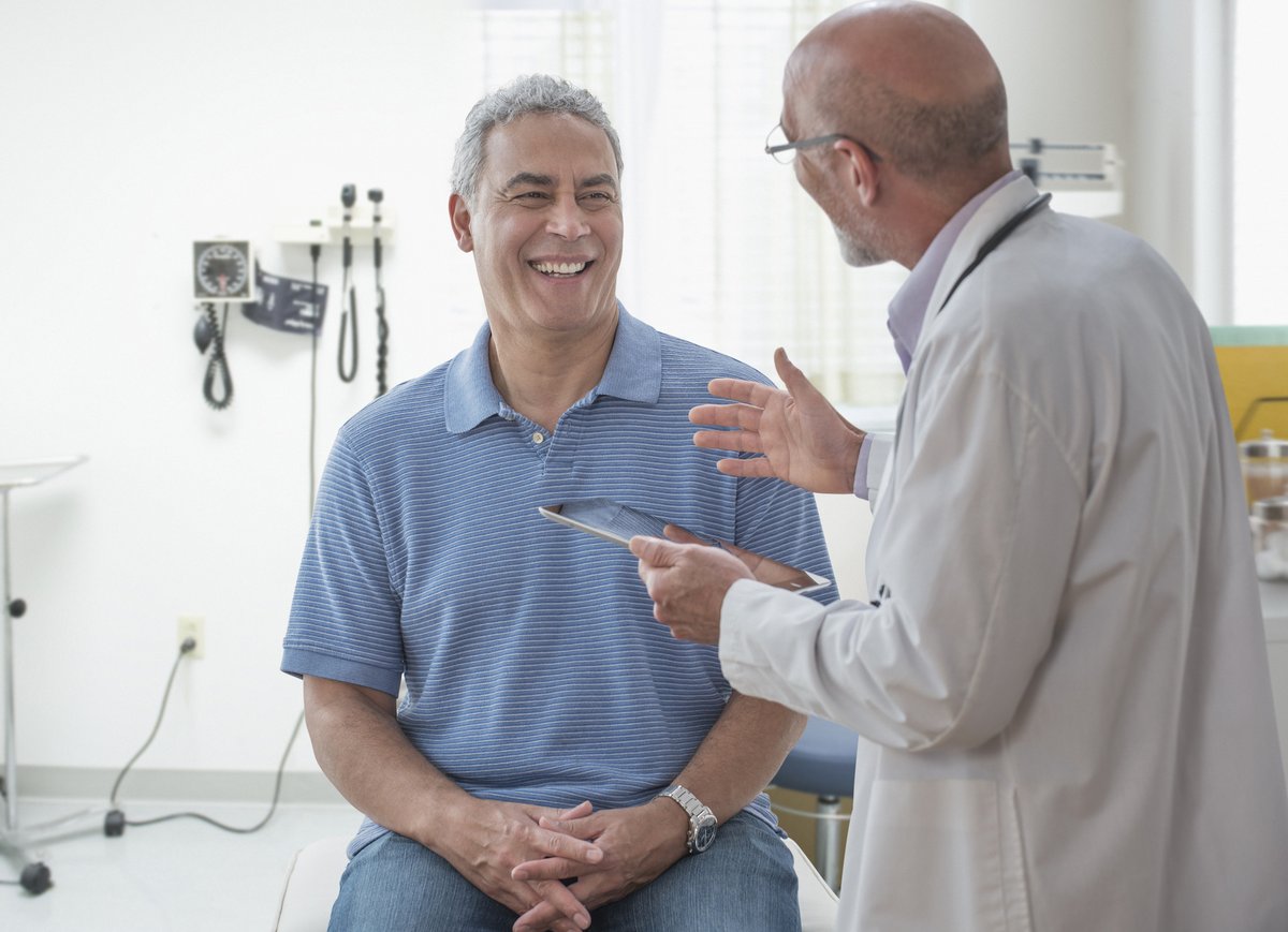 OUHealth's tweet photo. Did you know that a colonoscopy is not the only way to get screened for colorectal cancer? There are a wide range of tests available that catch cancer early and save lives. Talk with your doctor to see which option is right for you. #GetScreenedOK https://t.co/i2aUs44wsu https://t.co/da8SqjZ1gb