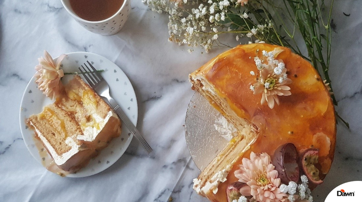 DawnFoodsUK's tweet photo. Our Student Ambassador Krystal @KJenkinsBaking , studying at @UCBofficial , has created a delicious recipe for Mother's Day! Celebrate with this fantastic Mango, Passionfruit and Coconut Cake:
https://t.co/ViE529XnXL

#MothersDay #cake #tropicalfruit https://t.co/34KA5esJaf