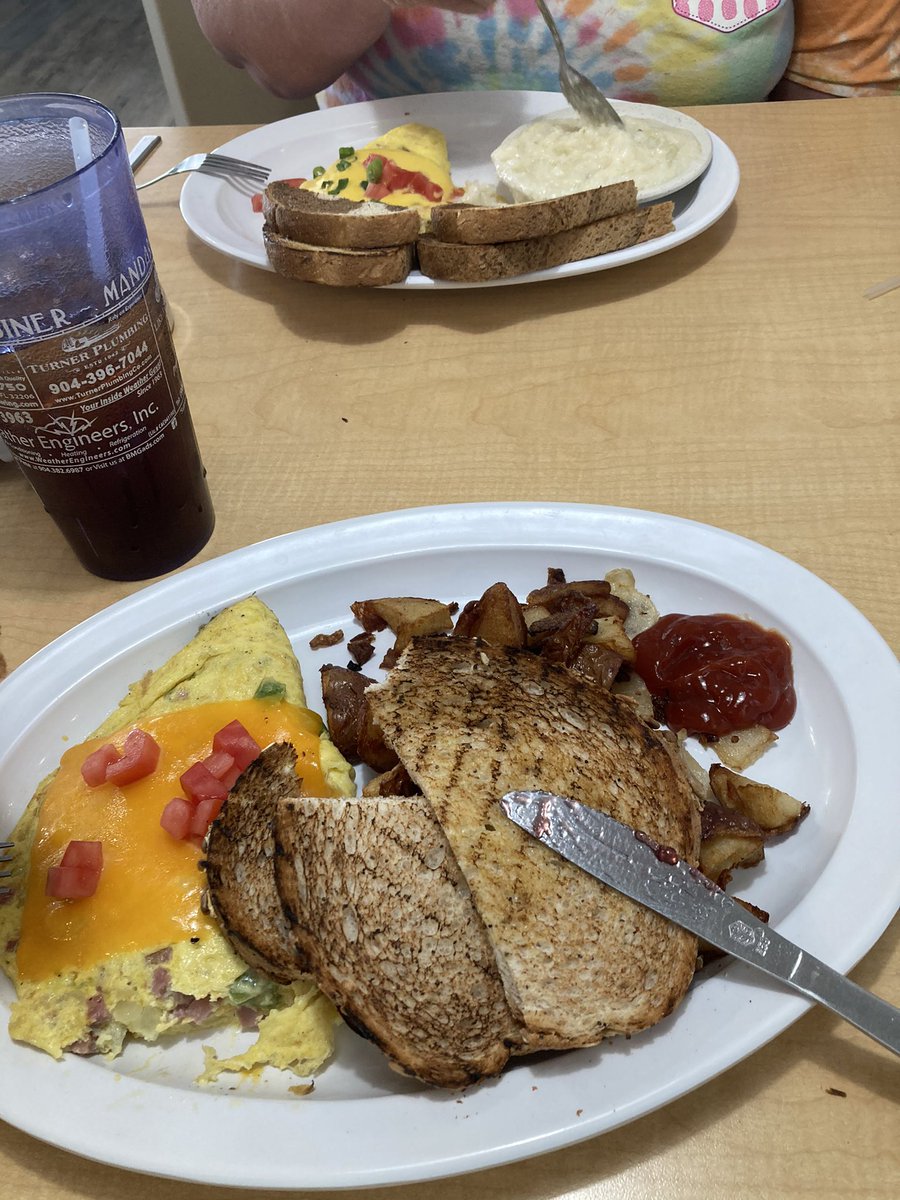 bdewberry's tweet photo. Breakfast at Beach Diner with my bride. https://t.co/p8tbY7df7V