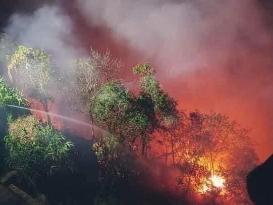 tw // fire , 
Moegok,Daw Nan Kyi Mountain Forest conflagration.Locals say this could be arson committed by Military Terrorists since the fire’s never been this large before.The whole town is covered in smoke and fear for terrorists. #WhatsHappeningInMyanmar #Mar12Coup