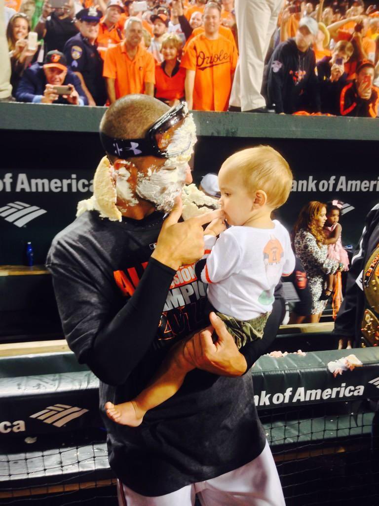 OriolesFanRyan's tweet photo. Nick, congrats on an outstanding career and best of luck in retirement. Thanks for everything 🧡 #anduh https://t.co/EOfeRzTtCb