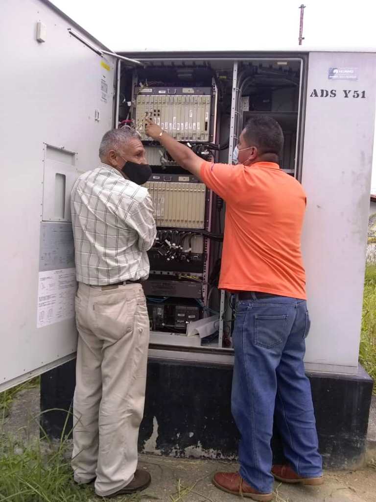 salaprensaCantv's tweet photo. #12Mar La ejecución de este proyecto contempló la migración del medio de transmisión, de radio a fibra óptica, para brindar mejores servicios de telecomunicaciones #CantvLoHacePosible https://t.co/kl4Vn3Er0N