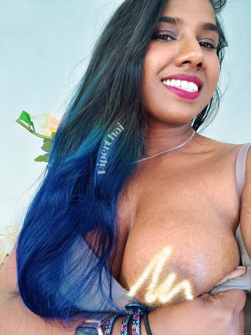 I'm really loving my hair here! 🥴 https://t.co/AkDWlOy4aT<a href="/tag/mvsales"class="tags"><span>#mvsales</span></a>