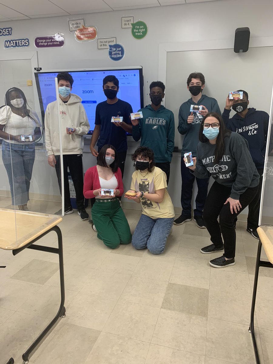 klubrantmfs's tweet image. Thank you to Eric and Gary @Tastykake for the discount on pies to still make Pi Day special @mfsfox !