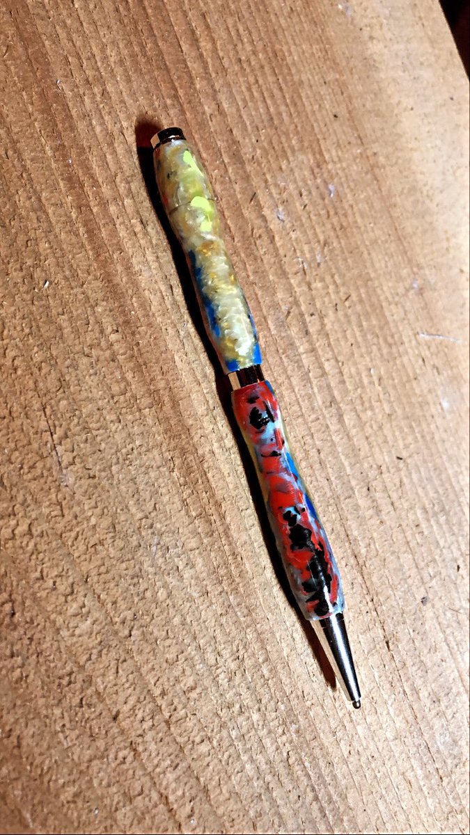 tabi_creater's tweet photo. 海洋プラスチックアート

「海洋プラスチックは資源だ」

社会課題で遊ぶ。

#ビーチクリーン
#アート
#アウトドア https://t.co/HqAC1Z442s