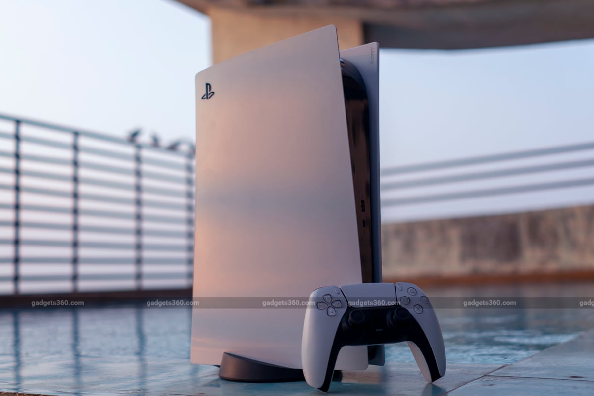 PlayStation 5 Could Get an Update to Unlock M.2 Expansion Slot This Summer - Gadget Informer @ https://t.co/U9PfNYW1ln https://t.co/2xS6skjZ4N