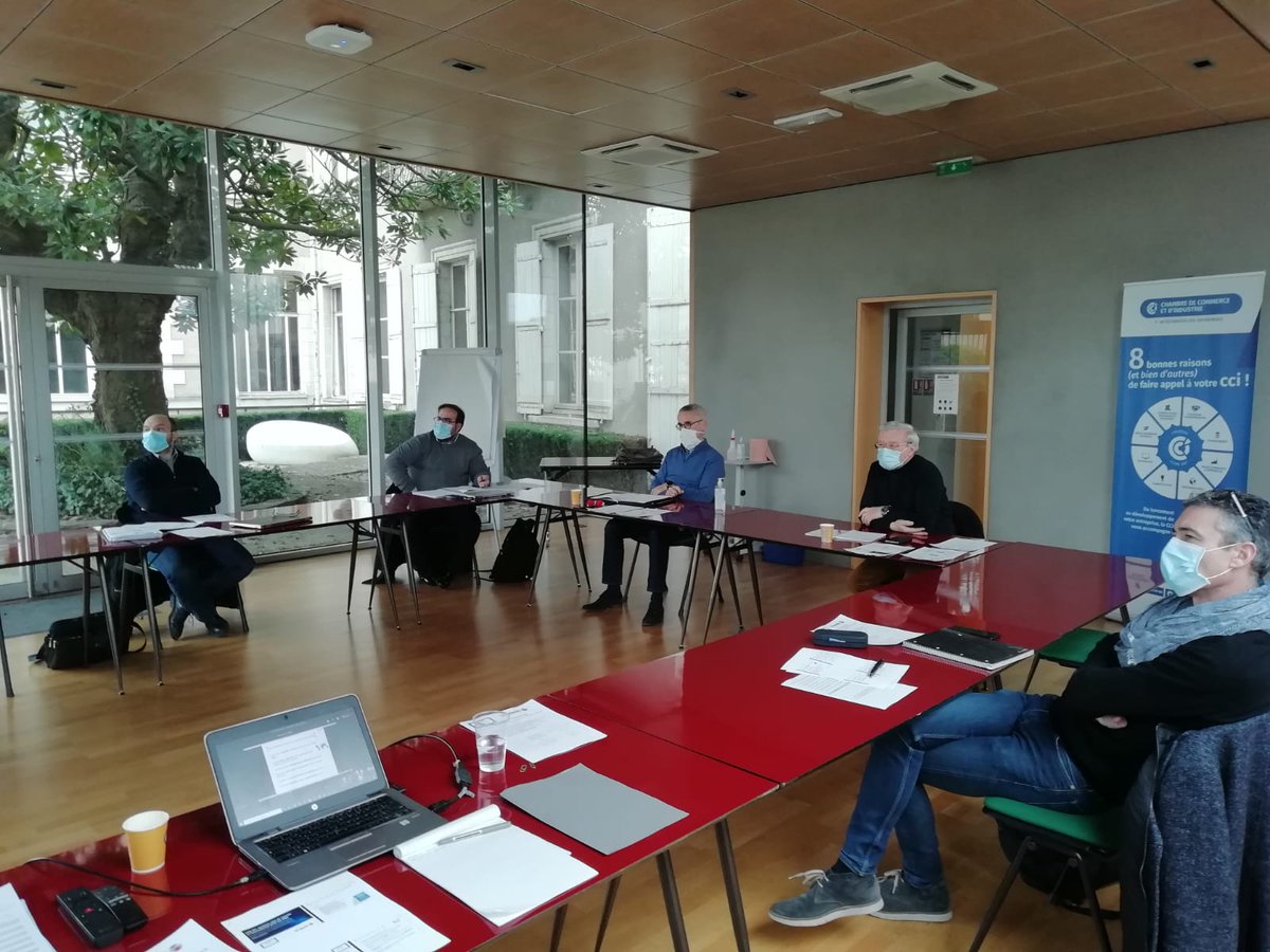 stratexio_fr's tweet photo. PAYS DE LA LOIRE | Troisième réunion du Club Stratexio PDL 3 ! 🚀🌏

Au programme :

- Échanges entre pairs et partage d'expériences.

- Intervention de @FCrossay sur la thématique "Optimiser les organisations export pour plus d’efficience"

#Export #International https://t.co/WLKnyYejhe
