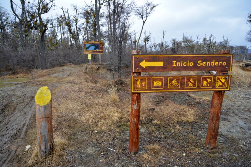 InFueTur's tweet photo. Te invitamos a conocer la Reserva Laguna Negra: Sendero Paisaje en Movimiento

✔Ubicado en la cabecera del Lago Fagnano, en cercanías de Tolhuin. 
✔Sendero señalizado 
 ⏰Duración: 2 horas
 💔Dificultad: Baja 
 ✔Longitud: 4 km 
 🔁Lineal ida y vuelta 
 📵Sin red telefónica https://t.co/0LXfMR5lJj