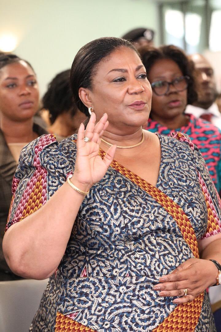 SuaTech_'s tweet photo. The First Lady of the Land is 70 years today. God bless you momiee #FirstLadyAt70 https://t.co/v1lgNkU6KA