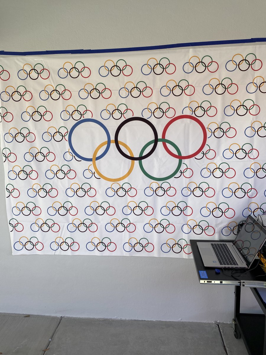 LaVoy Exceptional Center tweet media