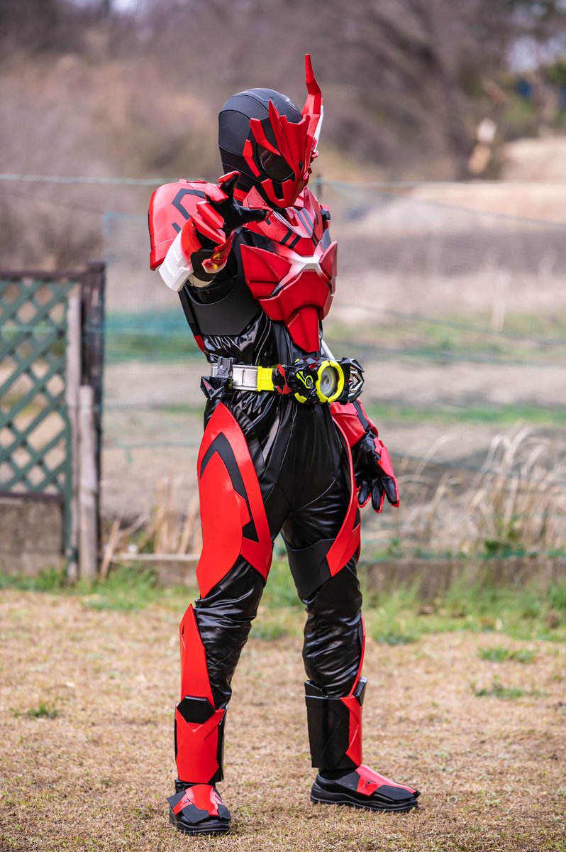 感じるわ～…私の心の中に宿る愛しきアーク様を…」 photo by @guy_ferd