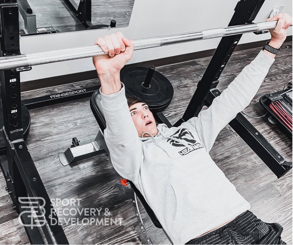 jaredbridges's tweet photo. This is my favorite pic from this week... look at those eyes! 😂

It’s always amazing to see these athletes work harder than they ever have before, realizing their limits are nowhere close to where they’ve been. 

Shout out to Walker! This guy WANTS to be better. https://t.co/LMbkxAP375