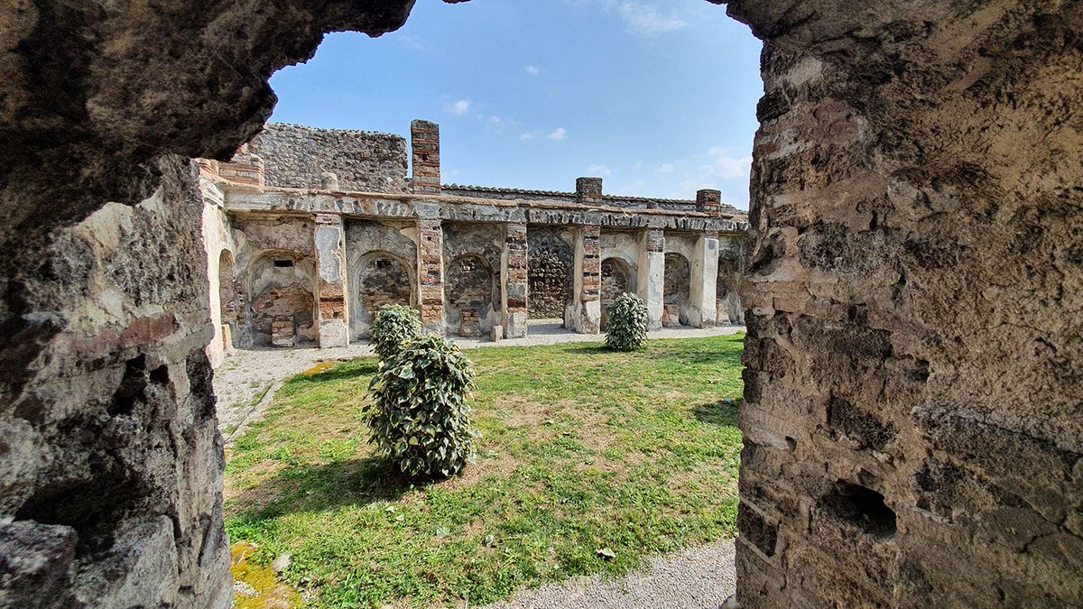 #cronaca #ultimenotizie Giornata nazionale del paesaggio - Le iniziative online del Parco archeologico di Pompei - cronachedellacampania.it/2021/03/pompei… - #GiornataPaesaggio #IniziativePompei #ParcoArcheologico