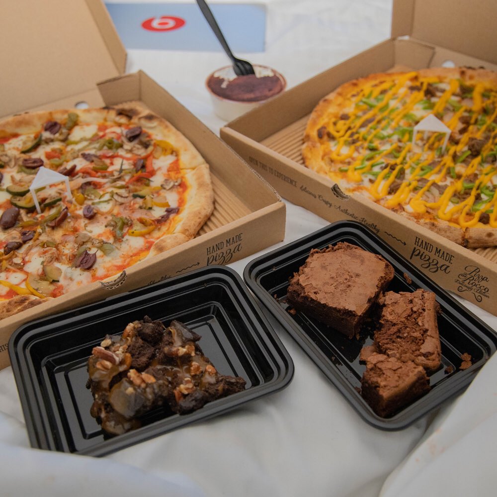 PizzaDiRocco's tweet photo. When your're planning a pizza night, make sure your meal is complete with the perfect dessert!🍫 ⁣
⁣⁣⁣
Call us on 800ROCCO or order online by following the link in our Bio!⁣⁣⁣

#pizzadirocco #pizza #pizzadelivery #uae #abudhabifood #dubaifood https://t.co/BaZLYWXCfQ