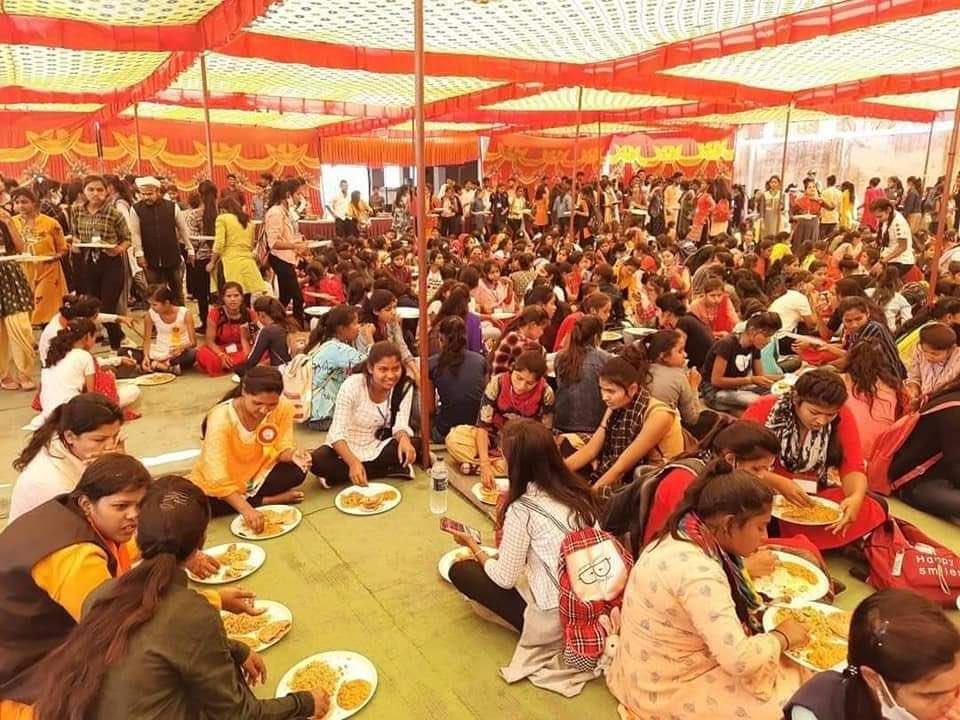 ABVPVoice's tweet photo. अभाविप महाकौशल प्रांत के सिवनी विभाग का छात्रा सम्मेलन "शक्तिचेतना" सिवनी में संपन्न हुआ। विद्यार्थी परिषद की राष्ट्रीय मंत्री सुश्री विनीता इंदवर विशेष रूप से इस सम्मेलन में उपस्थिति रहीं और सभी छात्राओं के साथ संवाद किया। https://t.co/VfxKXggLy0