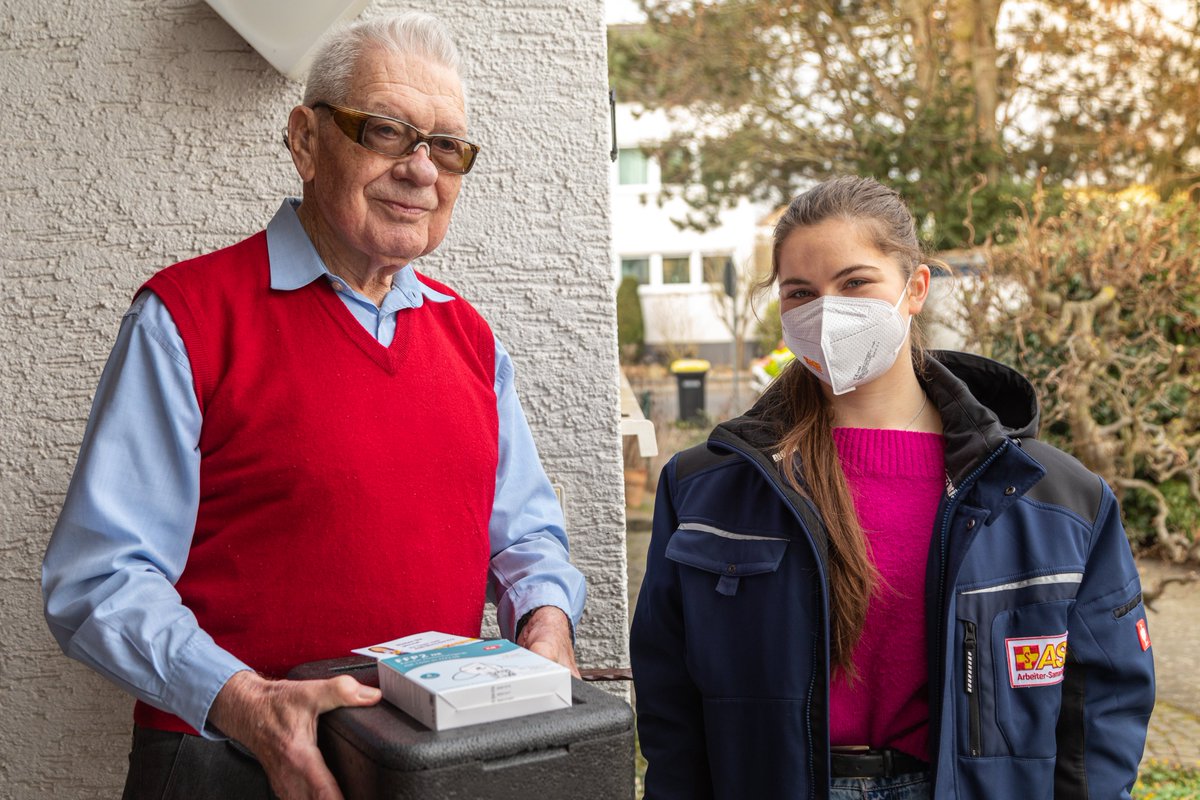 „Bleiben Sie gesund“ - Unter diesem Motto bekommt jeder Kunde des ASB Menü-Service der ASB Regionalverbände Mittelhessen, Südhessen, Frankfurt und Nordhessen sechs FFP2-Masken geschenkt. Firma DEVCON Planet spendet dafür Masken im Wert von 20.000 €.😷
asb-hessen.de/news/spende-fu…