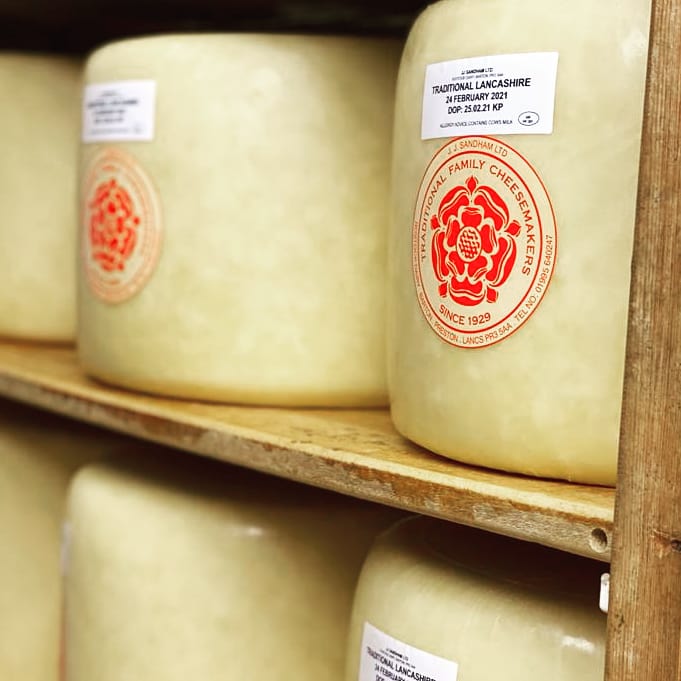 New supplier <a href="/SandhamCheese/">JJSandhamCheesemaker</a> 👊🏻🔥  Top quality #lancashirecheese