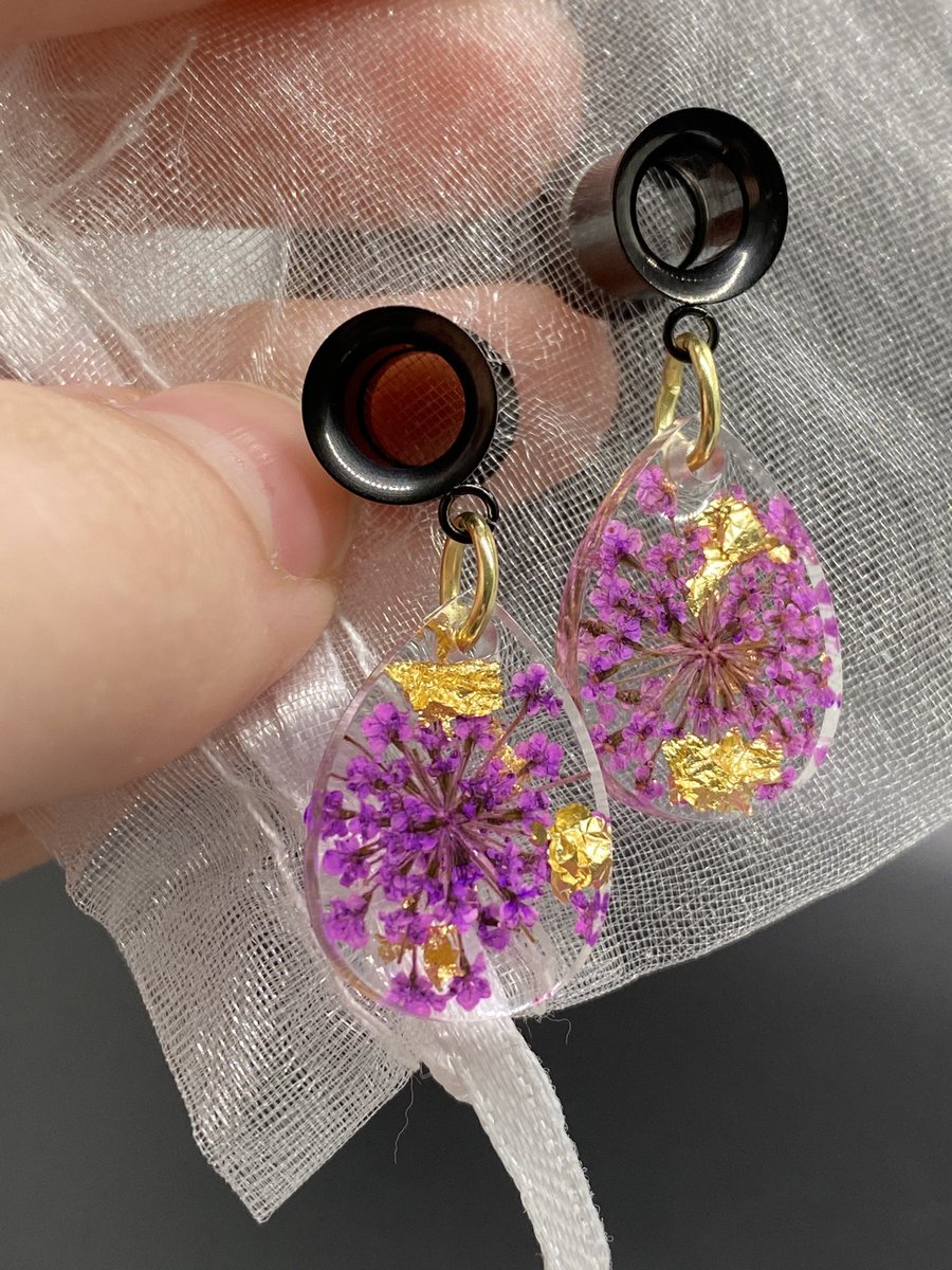 jayscrystals's tweet photo. New resin flower gauges available in the shop now! https://t.co/JqgjOSDEoh https://t.co/aWY7YgHqfi