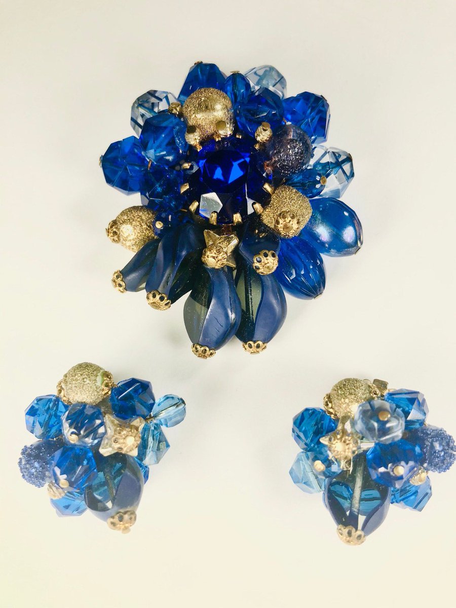 hiphipcricket's tweet photo. Excited to share the latest addition to my #etsy shop: #Cobalt #Blue #Rhinestone #Jewelry Set #Signed #WGermany https://t.co/I8TxRH1fP7 https://t.co/bcLSlRimWN