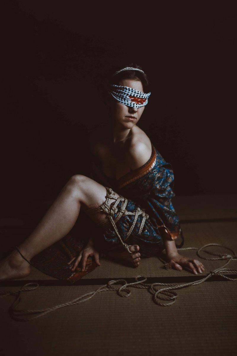 ElenaStrawberry's tweet photo. Beautiful theresa

#potd #moody #moodygrams #dark #darkart #love #shibariart #shibari #ropes #ropeart #shibariphotography #model #artsy #tatami #japanese #fineart #feelings #seil #juteropes https://t.co/KjXEobg0qn