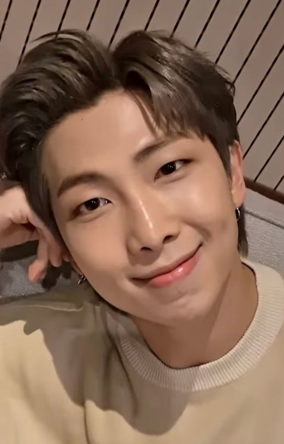 Nyerah... ga bisa bikin angst