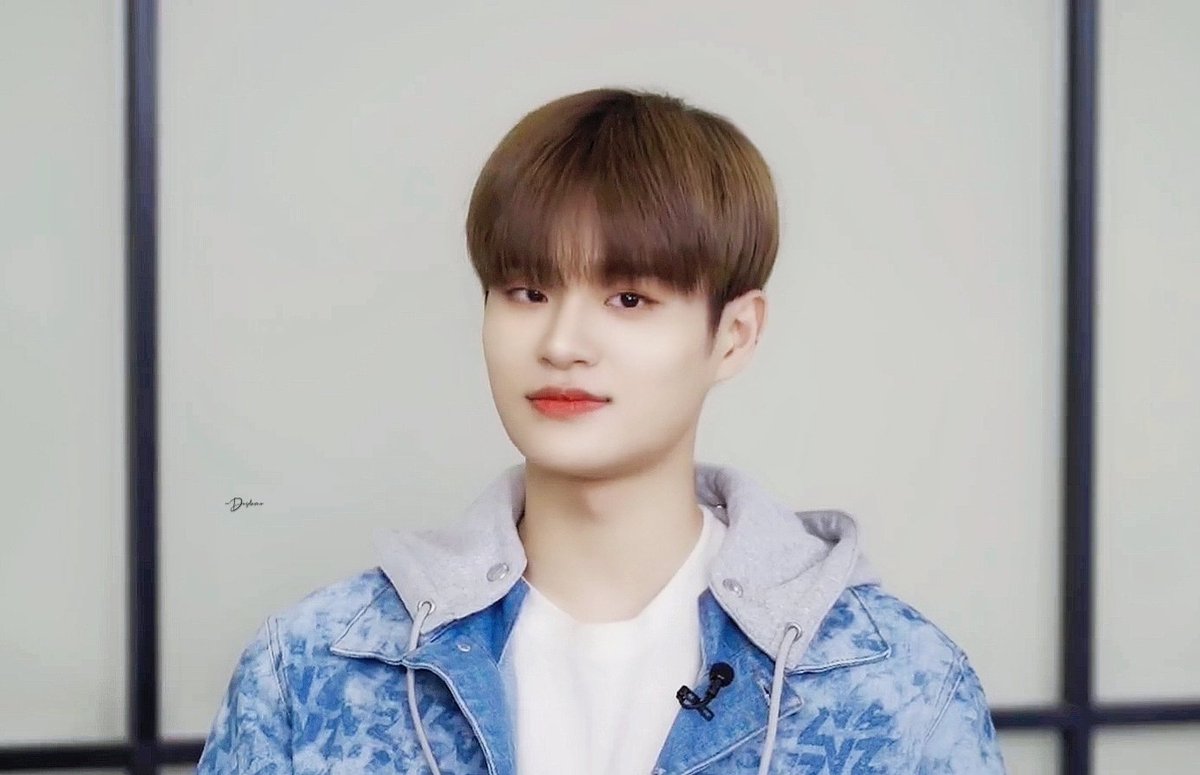 Desdemo0129's tweet photo. 💙
#이대휘 #DAEHWI  #AB6IX 
#LEEDAEHWI #대휘 https://t.co/8vxXdqHea2