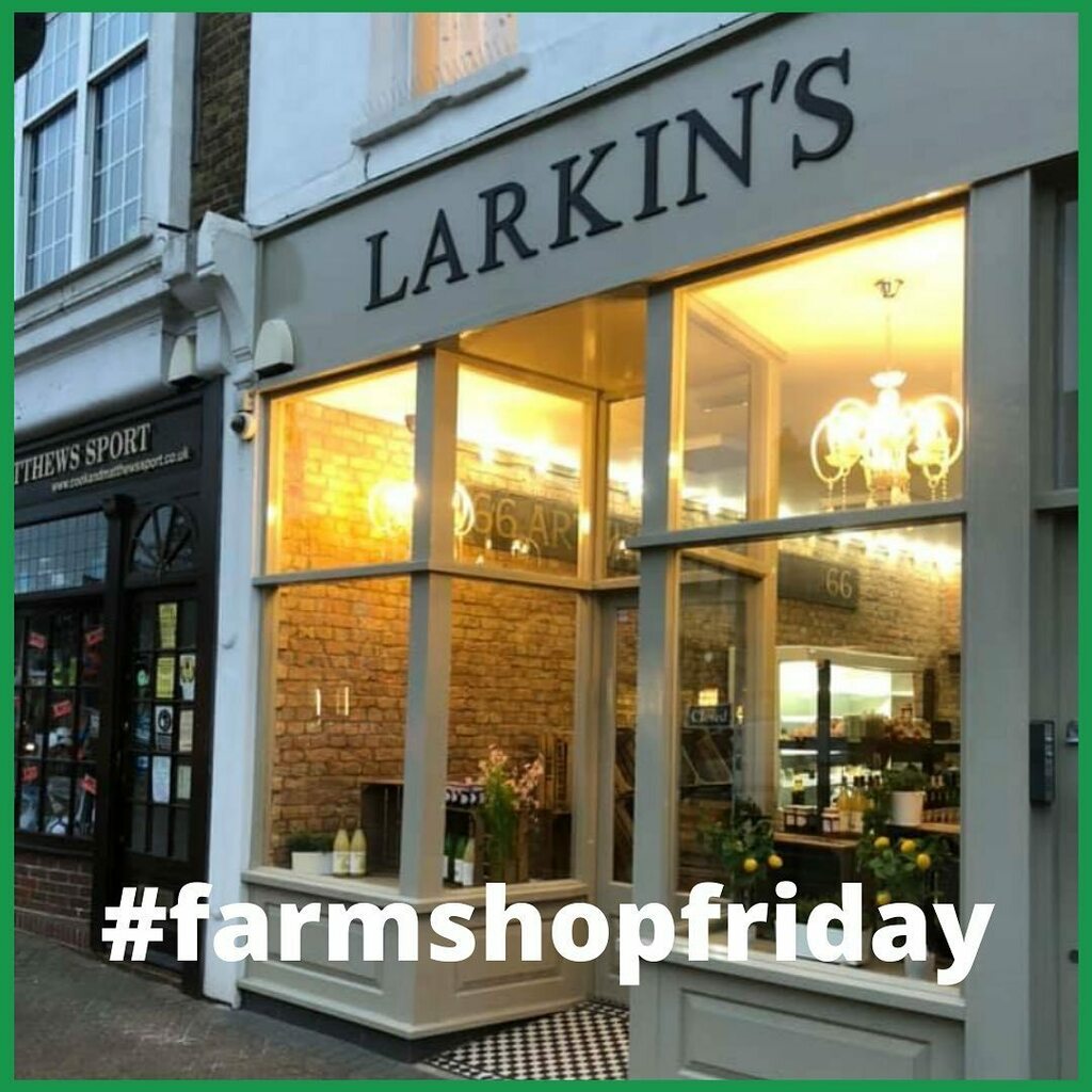 OwletJuice's tweet photo. Today's #FarmshopFriday is @larkinsfruitandveg, a family run independent greengrocers in Chislehurst. They offer free delivery within 3 miles with no minimum spend, but the store is so lovely it's worth a visit 👍

#chislehurst #farmshop #kentproduce #shopsmall #shoplocal #ea… https://t.co/aiqUxuDSyl