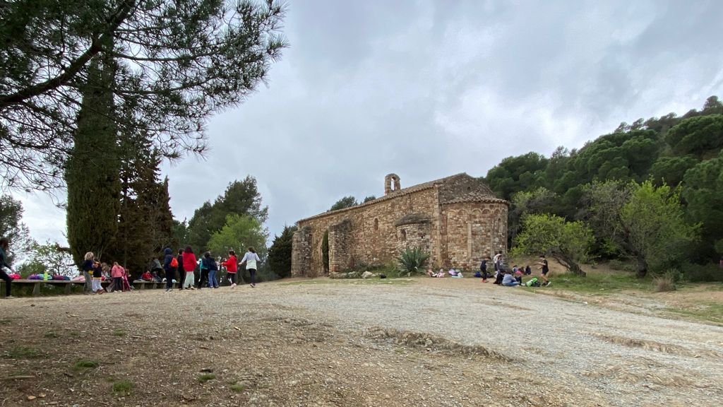Escaladors, Músics i Meteorits gaudeixen de l'excursió al Puig Madrona. Sortida d'entorn, d'activitat física i salut.

#eciutatdalba