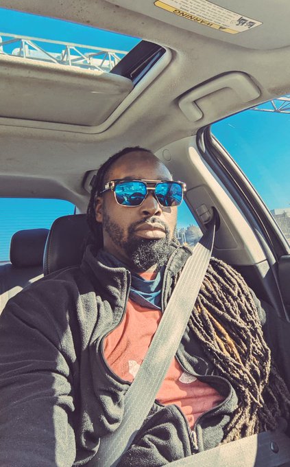 Hope everyone had a beautiful day on this oddly warm day!  #dreads #shades #BeautifulDays https://t.<a href="/tag/shades"class="tags"><span>#shades</span></a><a href="/tag/dreads"class="tags"><span>#dreads</span></a><a href="/tag/beautifuldays"class="tags"><span>#beautifuldays</span></a>