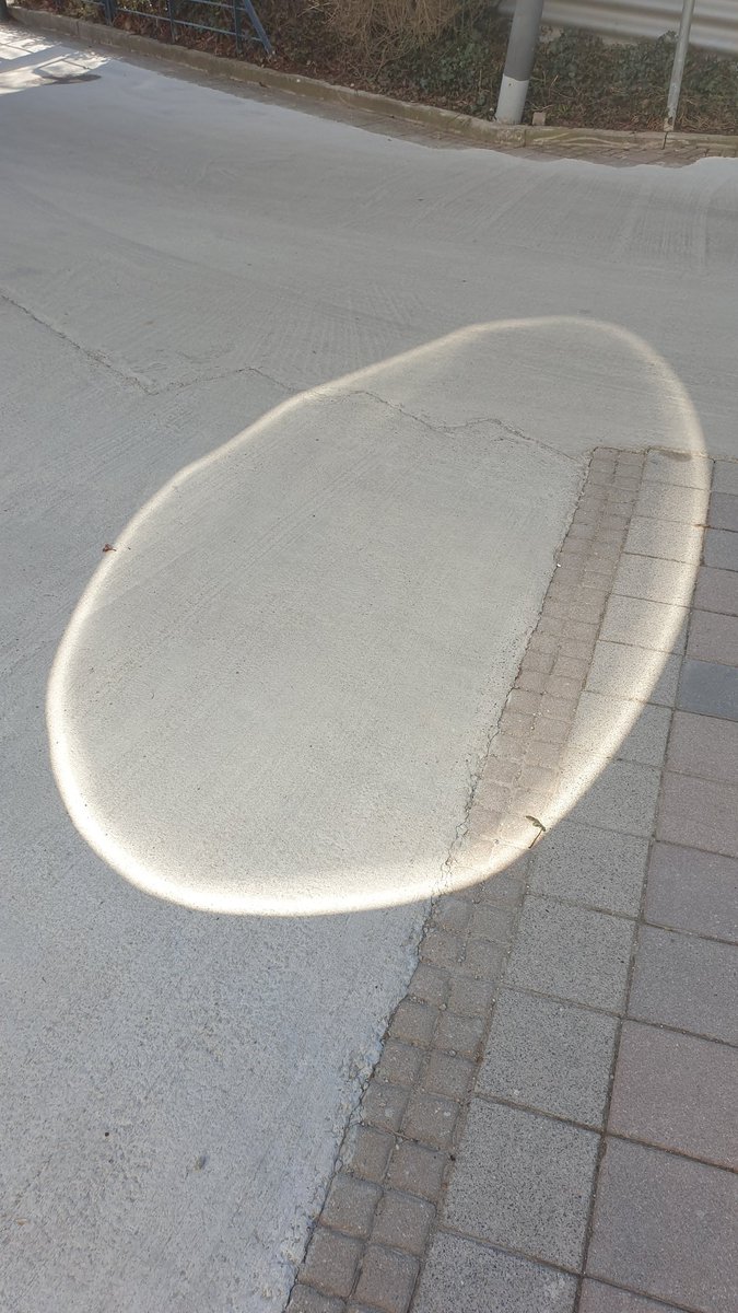 KaempfeChris's tweet photo. Das erste #Osterei dieses Jahr schon gefunden ... war etwas zu hart gekocht 🙃 https://t.co/Cz8qCeWqUh