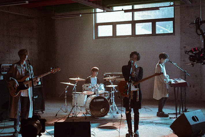 exohoesworld's tweet photo. I rose y'all <33

#Woosung #Jaehyeong #Hajoon #Doojon
#더로즈
#TheRoseSound
#TheRoseSorry20MViews https://t.co/4Rbwv6kLHe