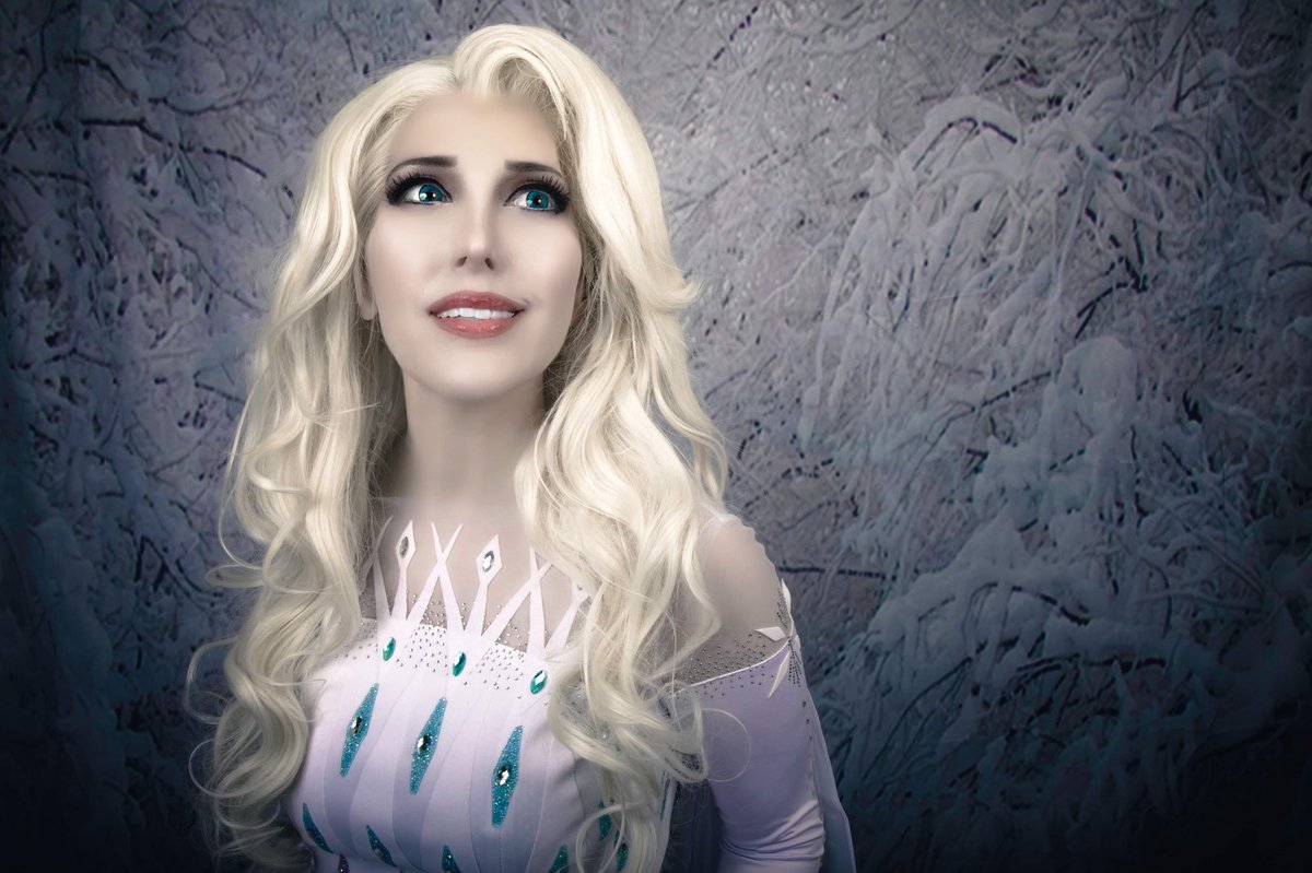 Kittendtv's tweet photo. Spirit Elsa inspired Cosplay Photo by @HexedPhotograp1 #ElsaCosplay #Waterhasmemory #ShowYourself #Arendelle #Anna #Olaf #Elsa #Bruni #Kristof #IntotheUnknown #FrozenCosplayer #Frozen2 #Somethingsneverchange #FifthSpirit #FifthspiritElsa Dress by Wig by @conhairwigs MUA by Me https://t.co/NN2h1plDtf