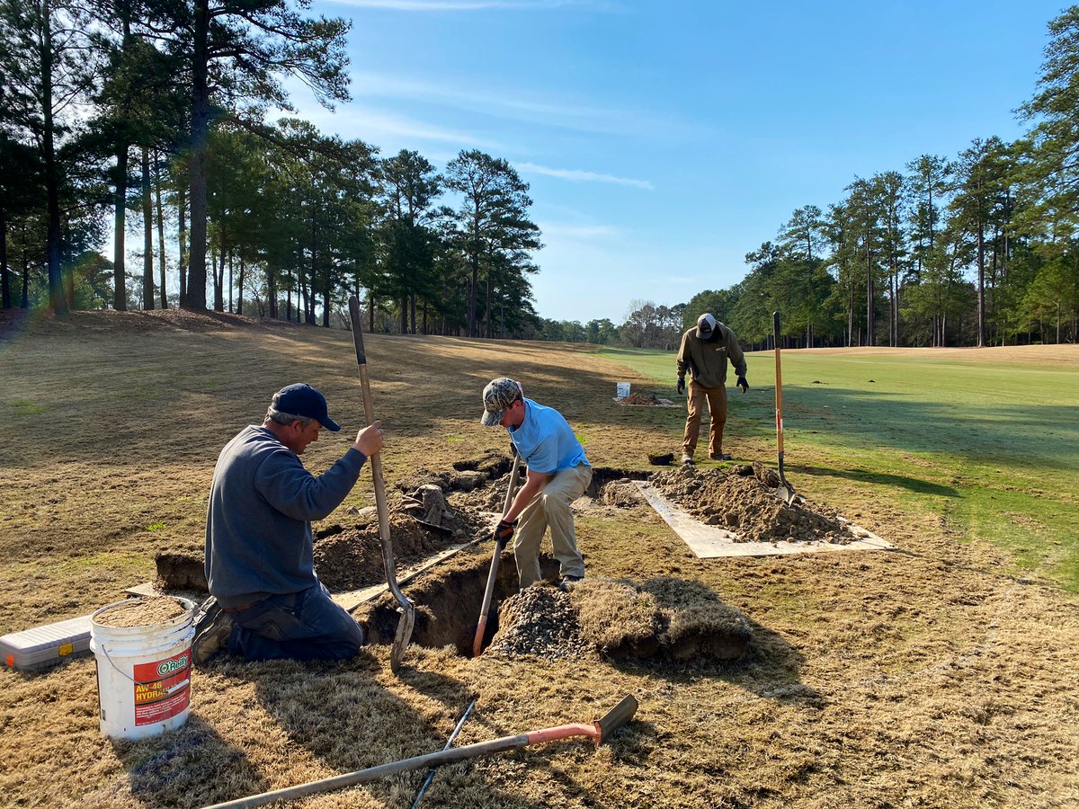 kristensknight's tweet photo. Doinโ Friday things with #twitterlessSam @columbia_cc #mycarolinasmorning #blythewood #southcarolina https://t.co/MNpQNp56aD