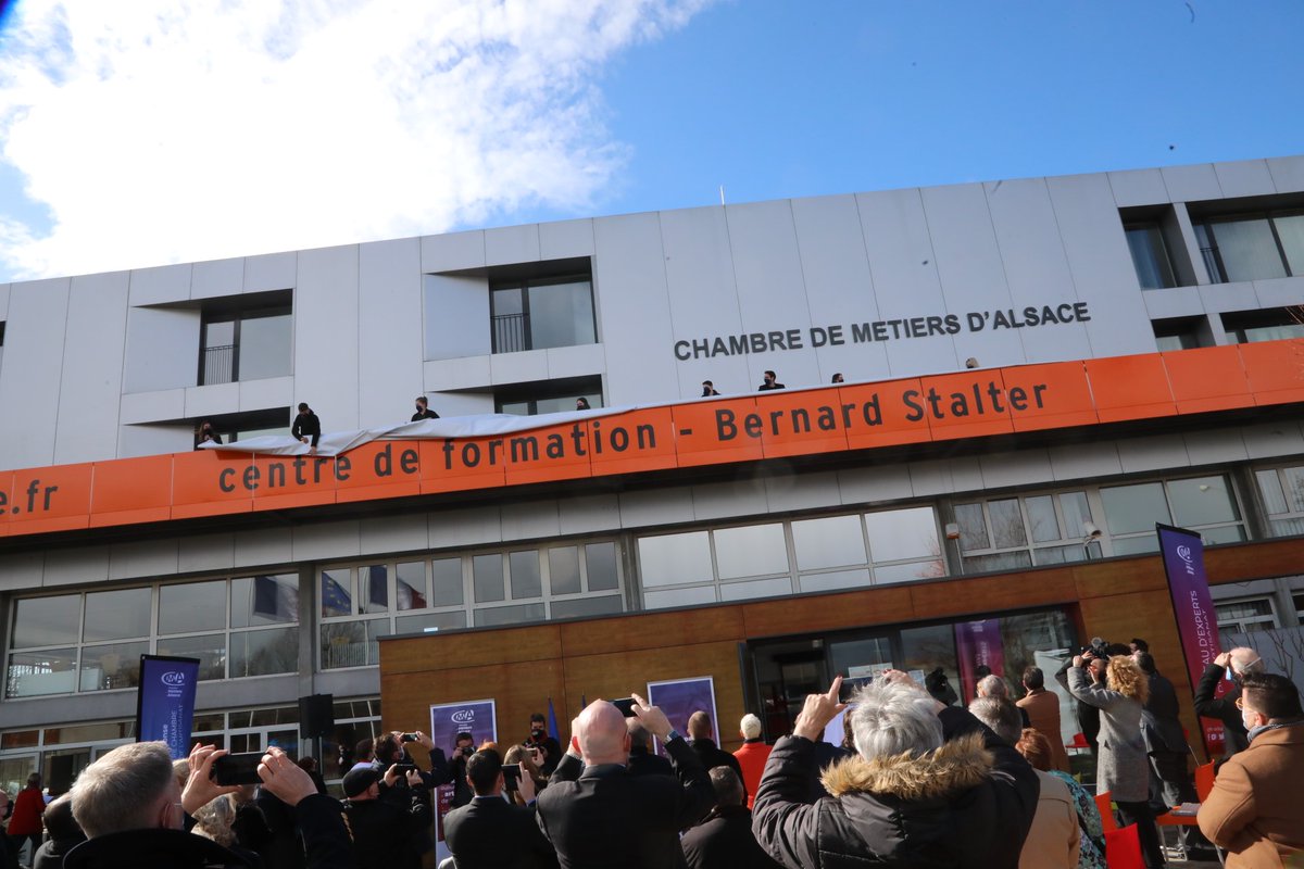 regiongrandest's tweet photo. Pour rendre hommage à la mémoire de #BernardStalter, ancien conseiller régional et ancien Président de la #CRMA #GrandEst, et saluer son engagement en faveur de l'#artisanat, le #CFA de @CommuneEschau devient aujourd'hui le Centre de #Formation Bernard Stalter https://t.co/Ftlz97Tz8h