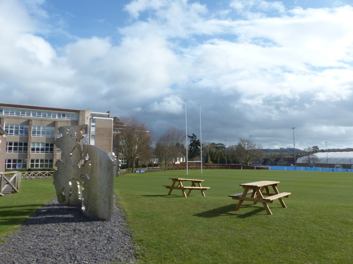 MillfieldSenior's tweet photo. Spring has sprung on campus here in #Somerset!🌼🌳

🌤️It's been lovely to see the campus alive with the return of our staff and students this week!

#Millfield #DiscoverBrilliance https://t.co/YBin26p14W