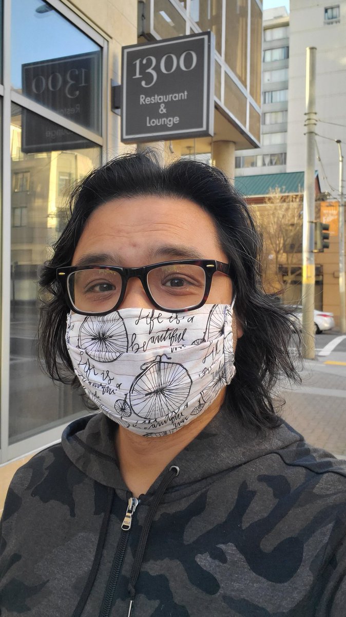 oscarjr's tweet photo. hair was lookin extra feathery today. #quarantinehair #earlyAMwalk #1300Fillmore #theFillmore #WesternAddition #SFLove #coronapocalypse https://t.co/2IsVrIhAu0