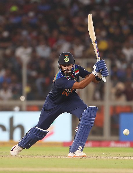Nidhhililly's tweet photo. Highest 
#internationalscore 
Shreyas Iyer 🤟❣️
67Runs from 48balls 
Incredible knock from Young Star #Iyer 
#IndvsEngT20 
#indvsengt20 https://t.co/6aHpegOuRU