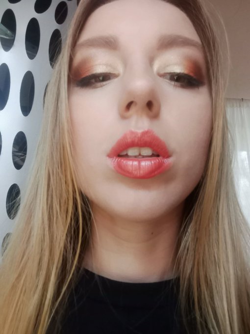 My darlings waiting you in my onlyfans https://t.co/e4uS2ha6BU I open to chat there with you ❤️😚 videos