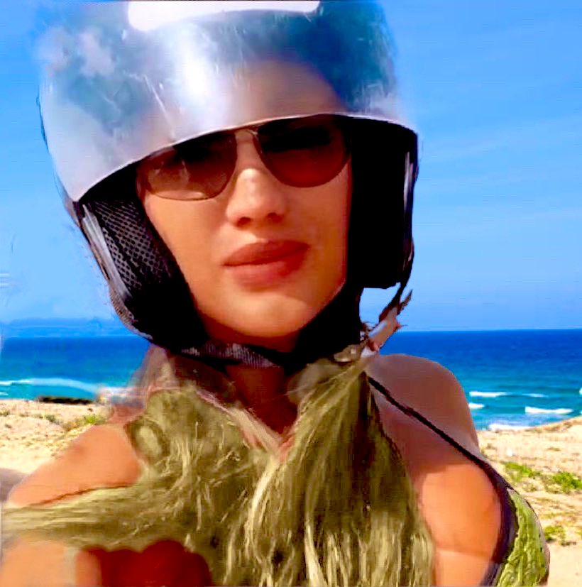 Camille C ®️ tweet media