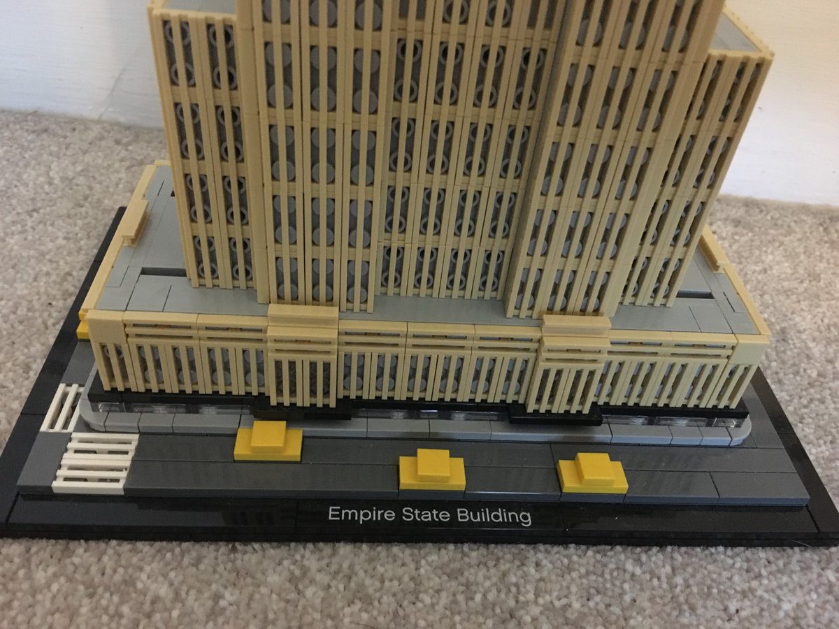 AKSDesignTech's tweet photo. Another fabulous #DareToDesign effort @AKSSchool this time from Samuel in Year 6 who has been busy at home constructing the #EmpireStateBuilding from #LEGO with Dad. #inventiveness💡 #pupilambition🏆 #keepingbusy👍 https://t.co/5eaNiJT02V