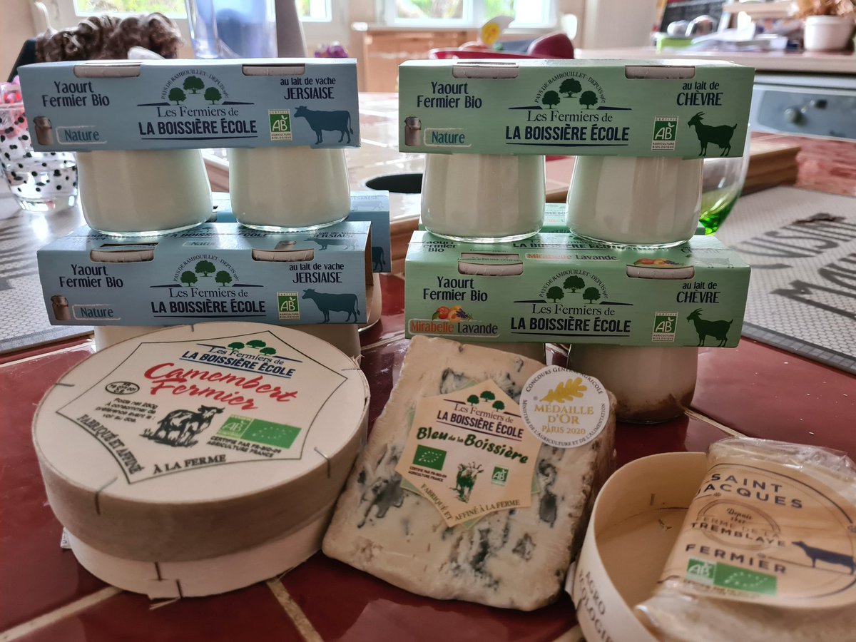 SamuelCollin2's tweet photo. Les produits de la ferme #Bio du #Tremblay à la Boissiere l'ecole dans les #Yvelines sont délicieux
Une ferme aux belles valeurs qui respecte l environnement et le rythme des animaux 
https://t.co/9k3ZbwYDRf
Je craque quand je vais à @igrec_idf et @intermarche #mareilsurmauldre https://t.co/TFTDSI9GAv