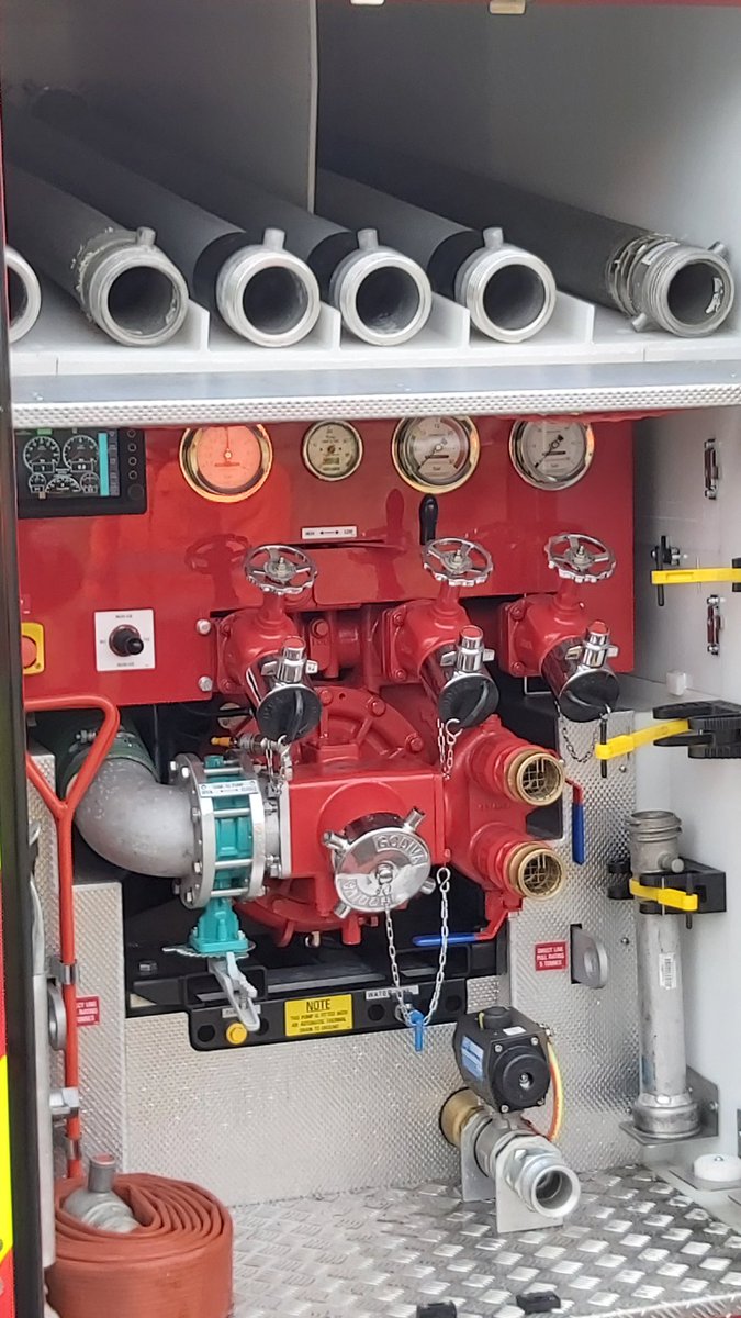 nickworth's tweet photo. Our latest addition @LincsFireRescue Fleet, this magnificent multi-use appliance incorporating water carrier, environmental &amp; chemical hazard equipment. Excellent partnership with @EnvAgency @Cawrey in support. https://t.co/SeI56uMKih