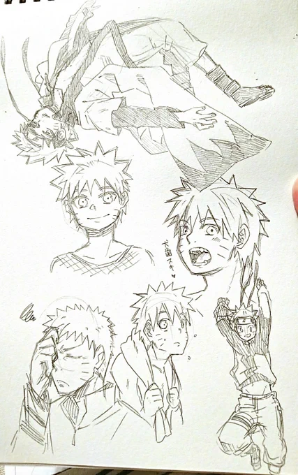 ネーム全然描けなくて息抜きが楽しくなるやつ。
寝転びながら描くもんじゃないな…バランス悪😩 