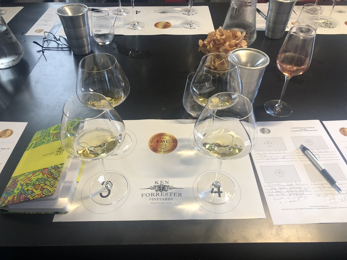 TsepangMolisana's tweet photo. 20 Years of Innovation
“There was big rain in the Cape, that’s why I got the day off.”
@KFwines in Joburg for a rare, retrospective tasting of the FMC @CheninBlancSA - in two flights, we tasted the 2006, 2007, 2009, 2010 - then the 2013, 2014, 2018 and 2019
#FMC20
#KenForrester https://t.co/H0sNVoHPJQ