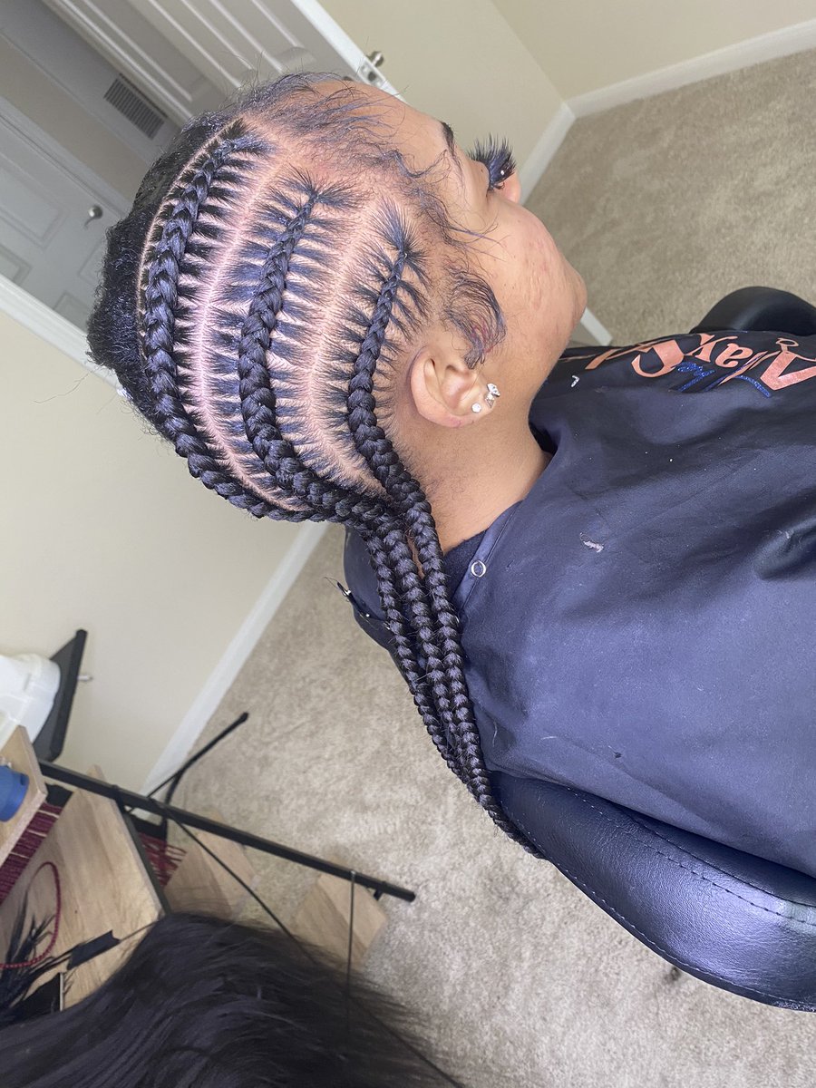 _High_0ff_May's tweet photo. Who else you know in Houston that stitch braid like me 🔥🔥🥰 I’ll wait https://t.co/dToblMubBR
