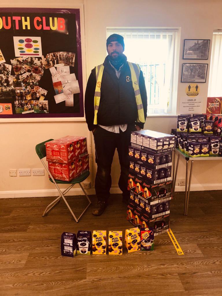 Thank u central scaffolding for your amazing donation 🐥🍫