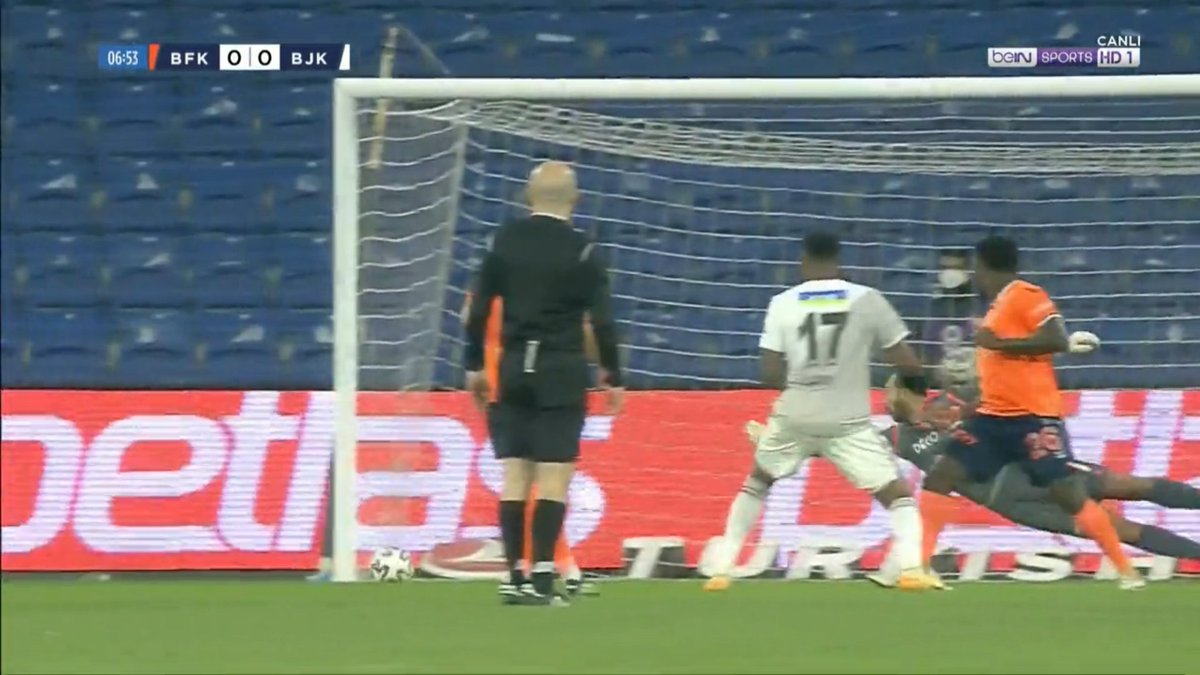 #IBFKvBJK mücadelesi tüm heyecanıyla devam ediyor. Aboubakar direğe takıldı!

Maçı canlı izlemek için hala yayın bulamayan varsa buradan HD kalitede izleyebilir. Başakşehir - Beşiktaş #maclinki: sht.ms/bskbjk

" fakirlerelink " 
" taraftarium24k " 
" besiktasinmacivar "