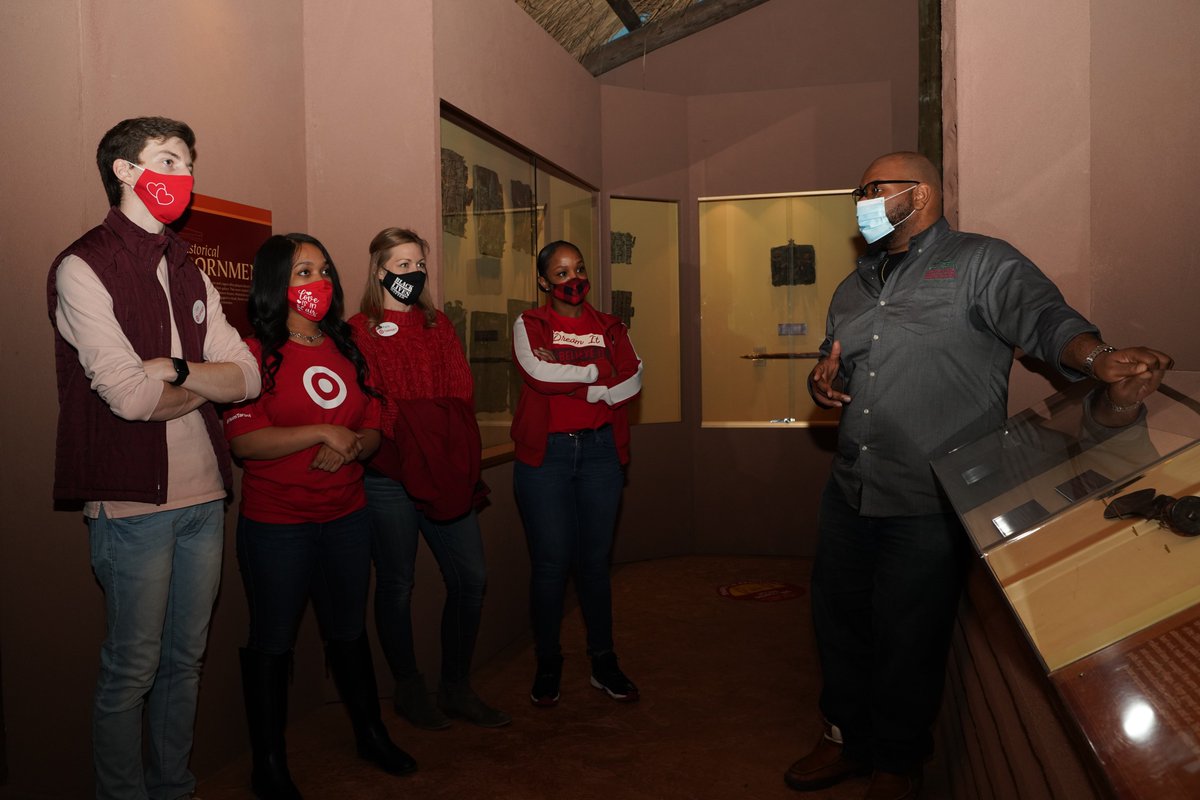 TheWrightMuseum's tweet photo. Thank you to our local @Target for #volunteering on behalf of The Wright! Last week, crew members handled some office duties, then took a tour! #FlashbackFriday 

Is your company interested in doing the same? Contact us! https://t.co/PUxCvsIEvD https://t.co/EfWeaK8pWX